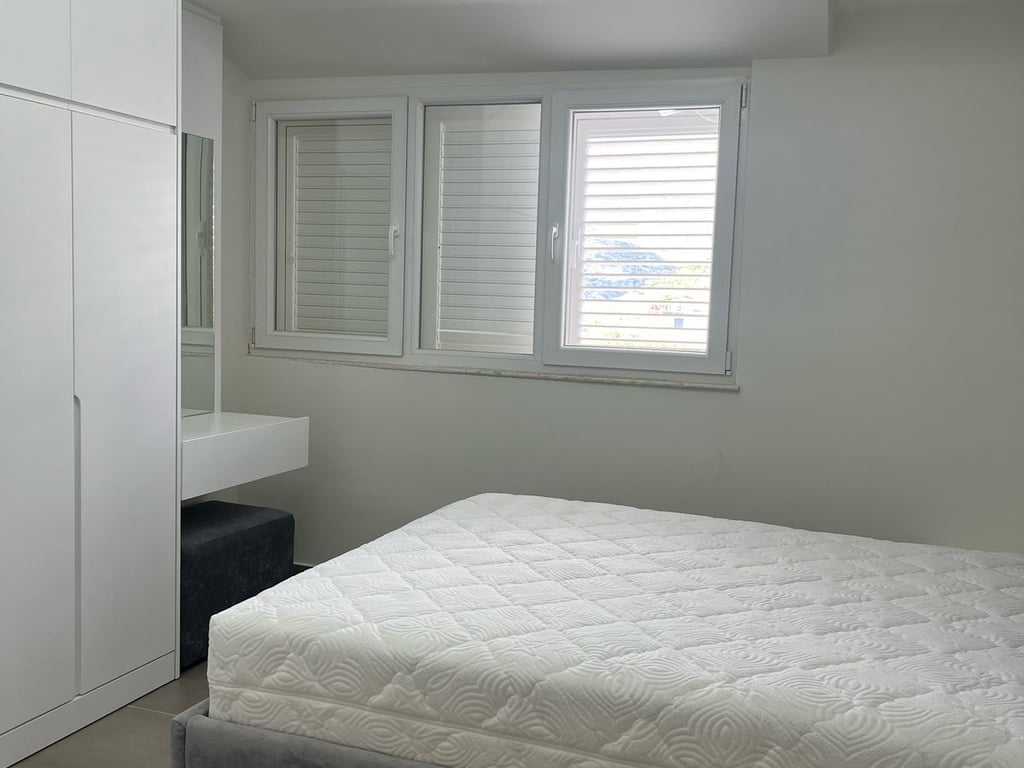 Apartment 1+1 for rent in the Fresk area on "Baftjar Lici" street.