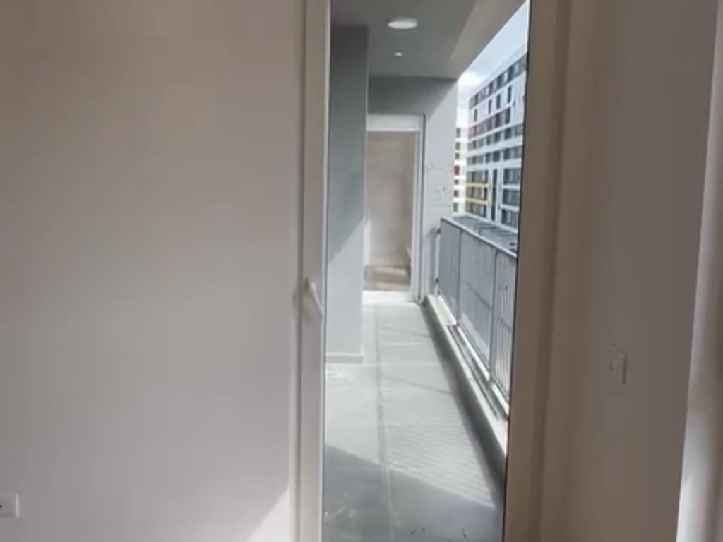 🏢 Shitet Apartament 2+1 – Univers City, Tiranë 🌳