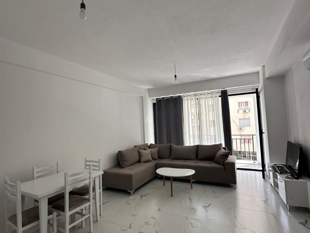 🏡 Jepet apartament 2+1 me Qira te Urban Gate, Astir