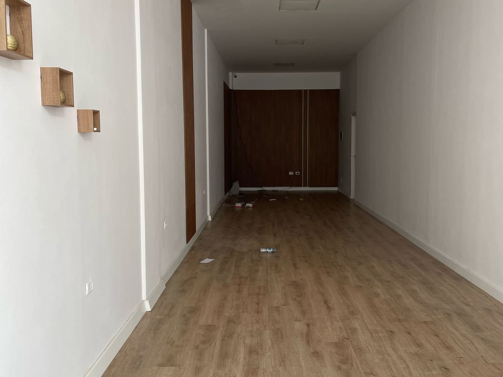 Business space for rent in the former Park.
