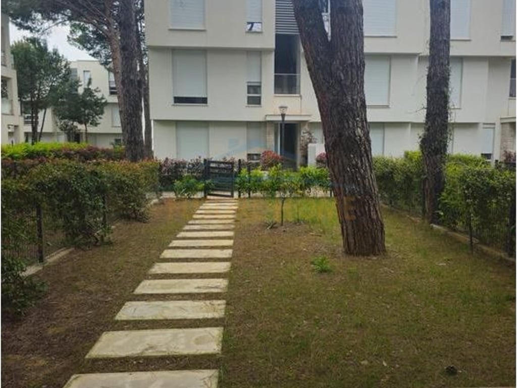 Shitet Apartament 2+1, "San Pietro Resort", Gjiri Lalzit