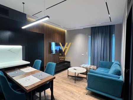 AFFITTASI APPARTAMENTO 2+1+BLK IN CENTRO A 1.500 EURO