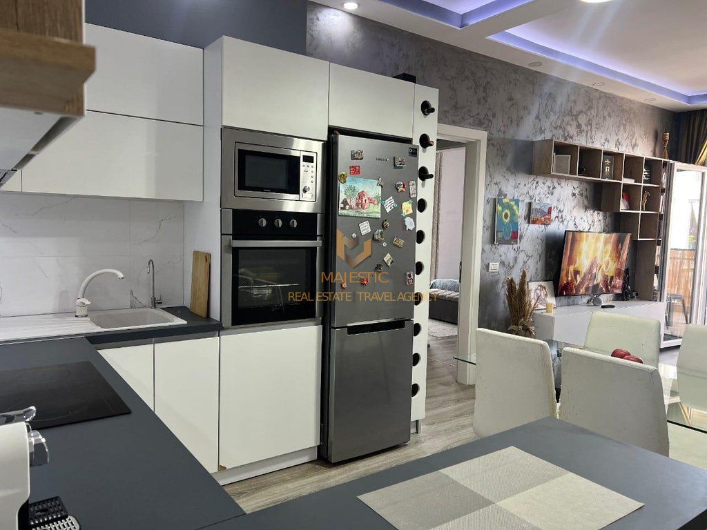 A great 2+1+2 apartment is available at the IBN complex, former aviation field.