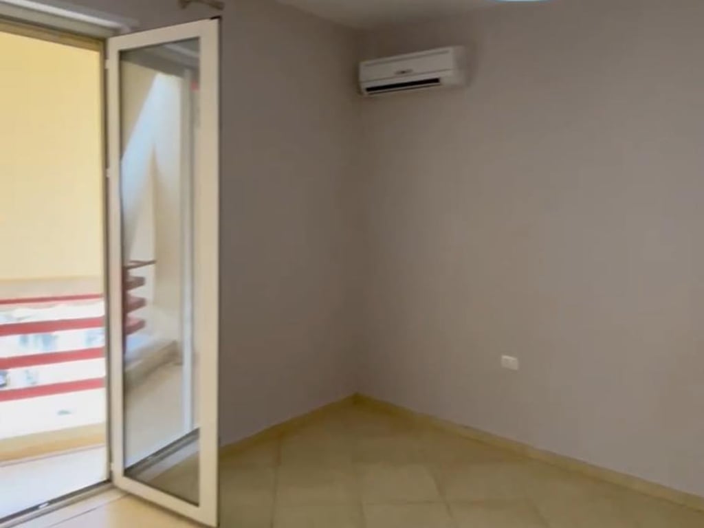 OFROJME PER QIRA APART 3+1+2+POST PARKIMI PRANE KOPSHTIT ZOOLOGJIK