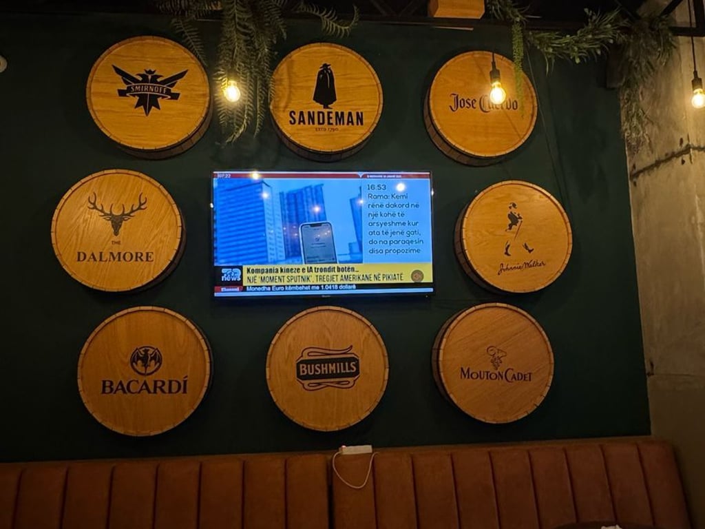 ✨ Business Space for Sale (Bar-Cafe) with Terrace – 5 Maji Area