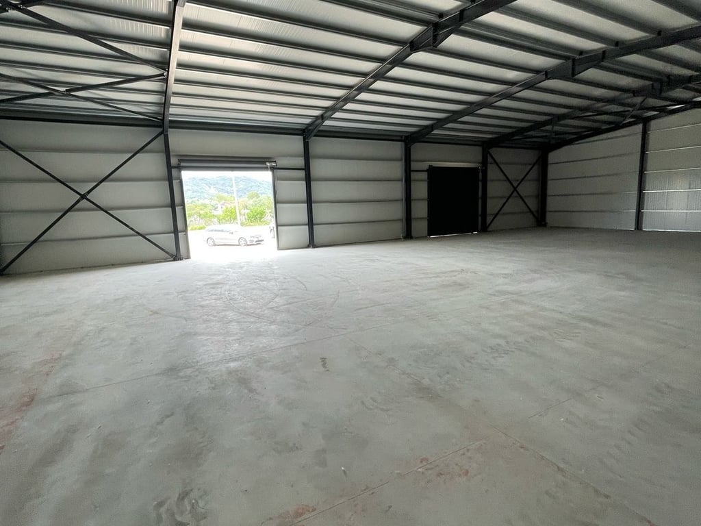 AFFITTASI CAPANNONE, RINAS 📍 RINAS