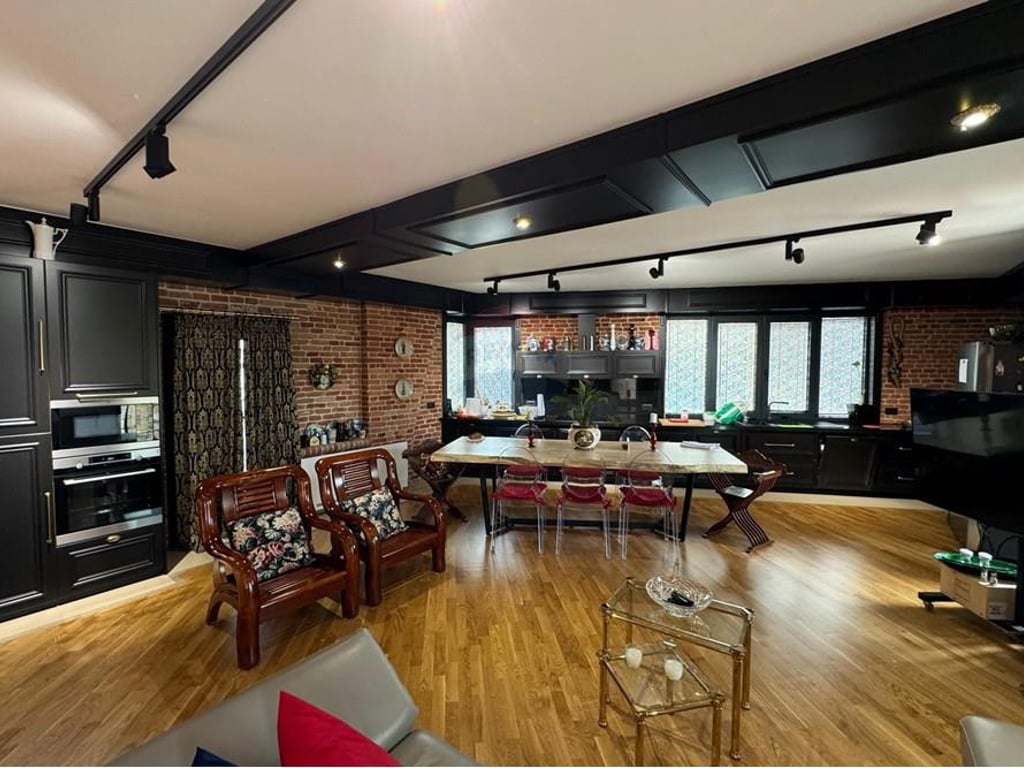 IN VENDITA APPARTAMENTO LUSSUOSO A SELVIA!