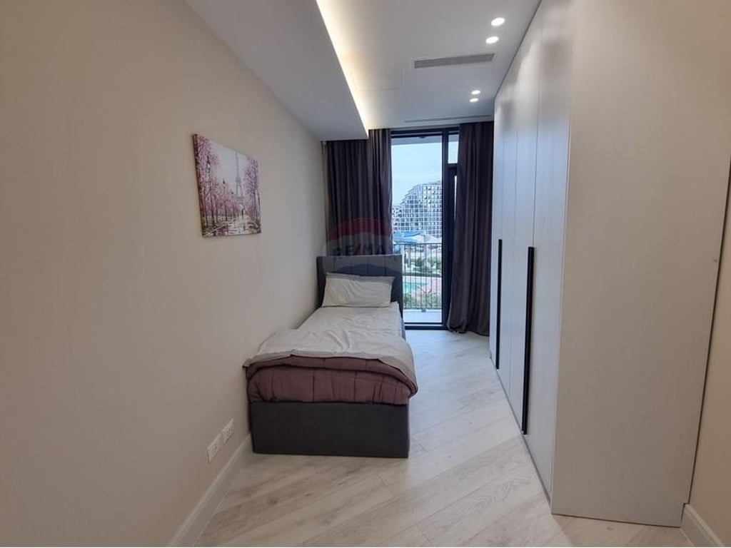 APARTAMENT 2+1+PARKIM PER QIRA TE LAKE VIEW 1500€