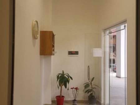 Dyqan Me Qera Tek Rruga E Barrikadave (ID BD21703) Tirane