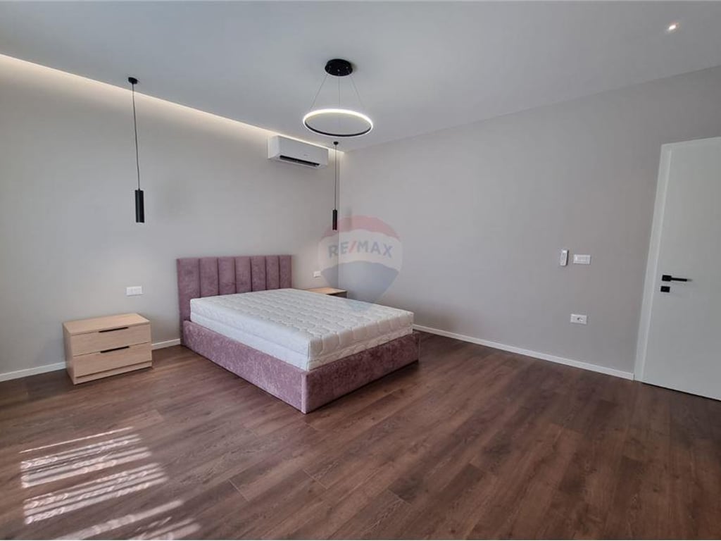 APPARTAMENTO 2+1+2+POSTO AUTO IN AFFITTO!