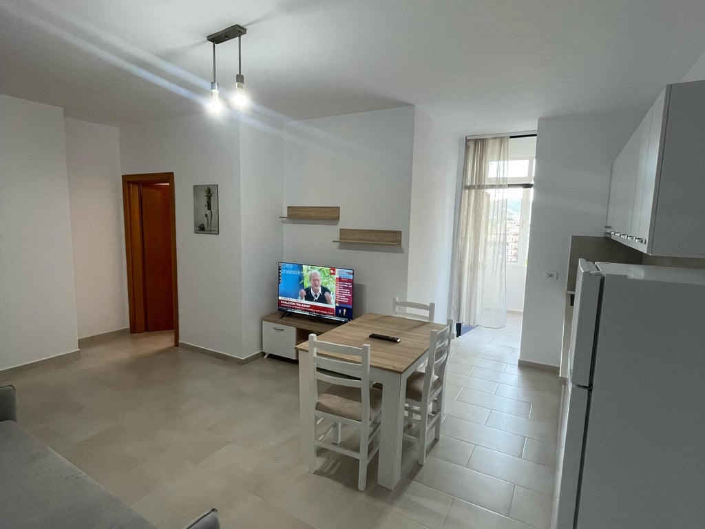 si affittasi appartamento 1+1+1 blocco