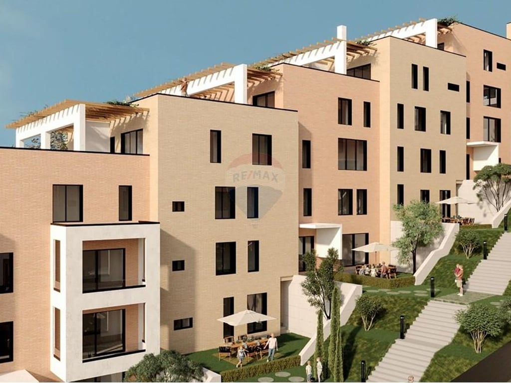 4+1 Apartment for Sale near the Zoo!