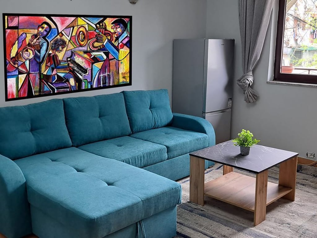 Apartment 2+1 for rent in Xhamllik, near Bar Artisti.