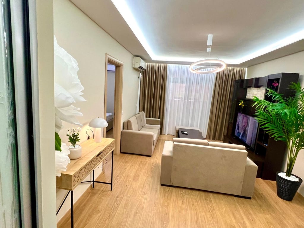 Affittasi appartamento 1+1, Brryl (Viale Zhan Dark) 500 mila lekë.