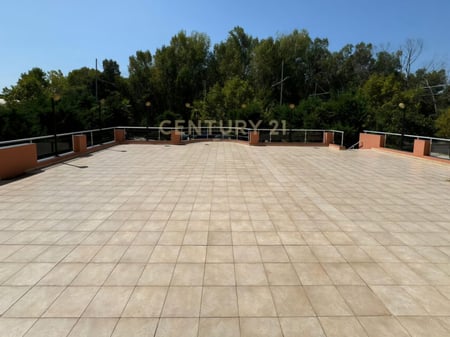 HOTEL AND RESTAURANT FOR SALE IN DURRES! HOTEL AND RESTAURANT FOR SALE IN DURRES!