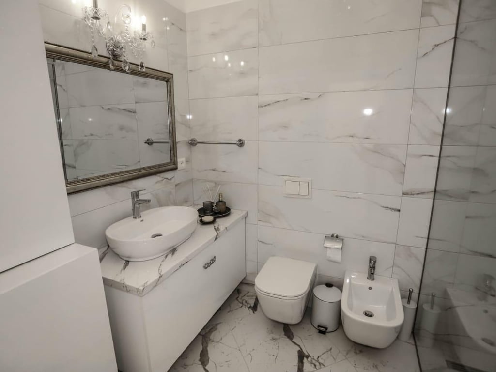 Affittasi appartamento 1+1 a Square21, Via di Kavaja.