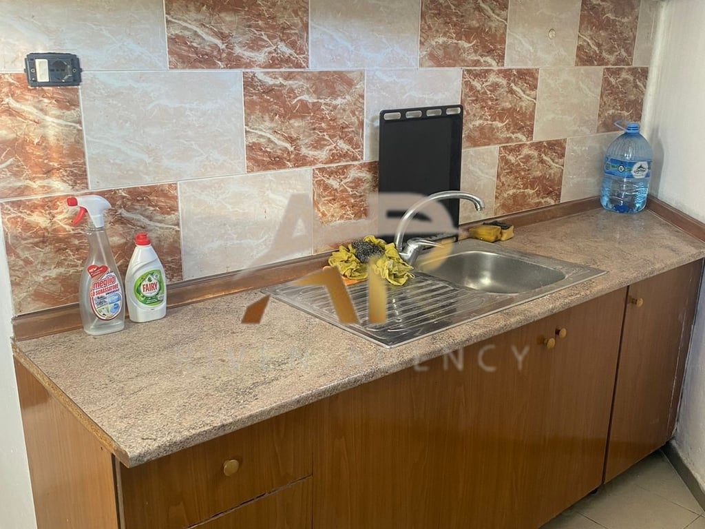 Jepet me qera apartament 1+1 te Mine Peza