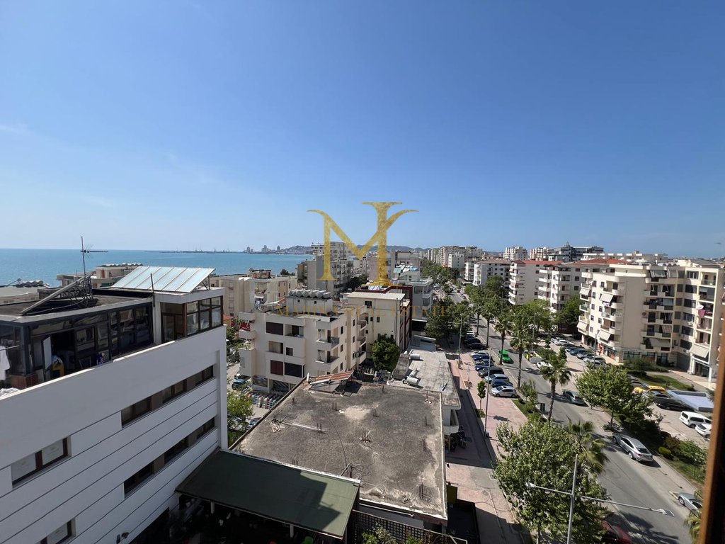 AFFITTASI APPARTAMENTO CON VISTA MARE, SPIAGGIA DI DURRES!!