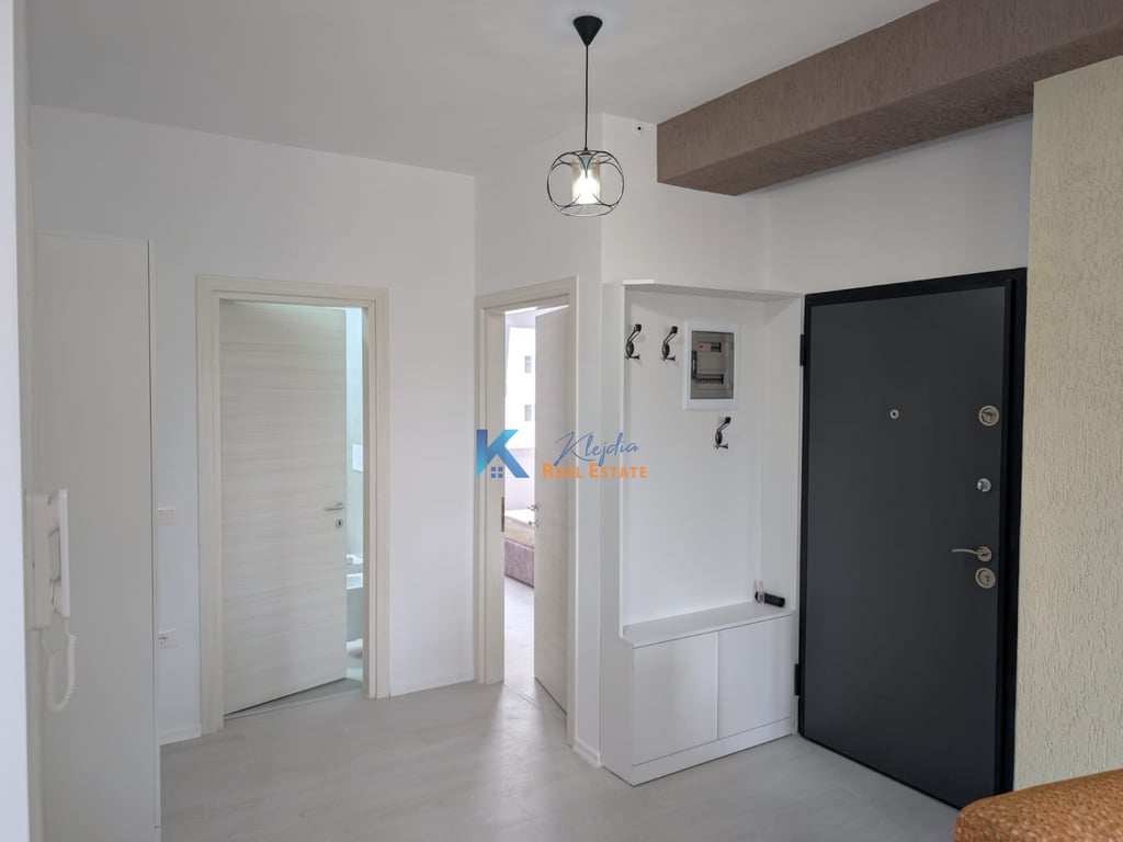 Apartament 2+1+Parkim per qira te Unaza e Re, Kompleksi River Residence