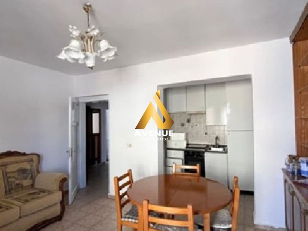 AFFITTASI APPARTAMENTO 3+1, PAZARI I RI, TIRANA