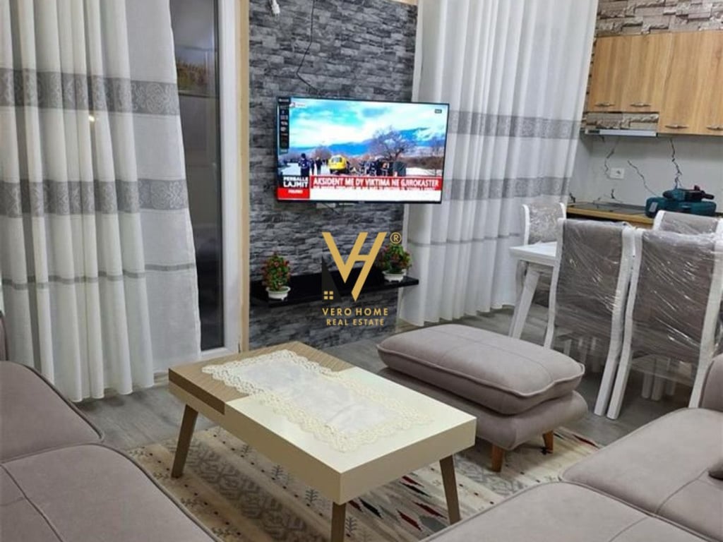 AFFITTASI APPARTAMENTO 2+1+BLK IN VIA 5 MAJI A 500 EURO