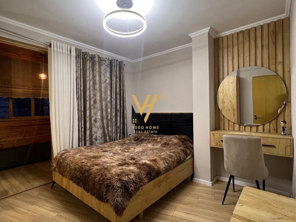 SHITET APARTAMENT 2+1+2 TE MYSLYM SHYRI 235.000 EURO