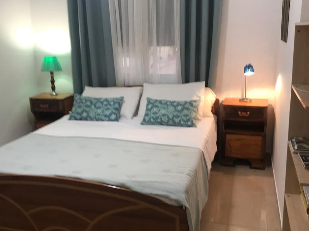 AFFITTASI APPARTAMENTO 2+1 800 EURO BLOCCO