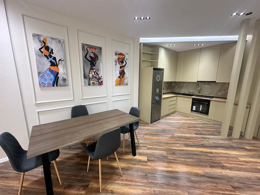 Shitet SUPER APARTAMENT 2+1+2 te Gjiri i Lazit, Lura 1