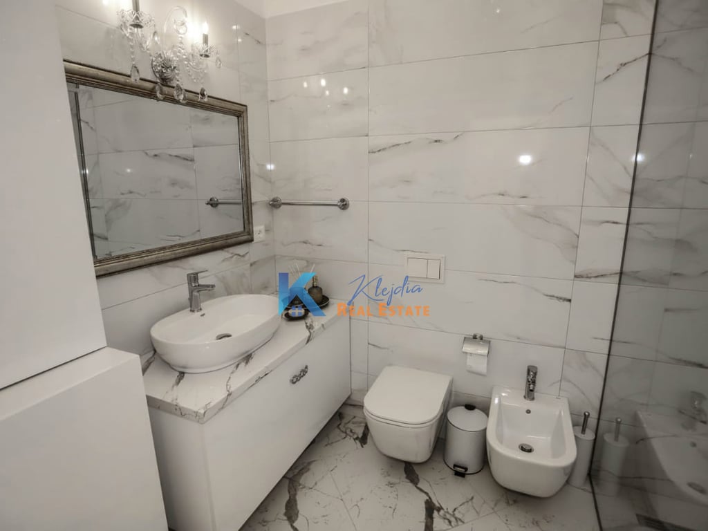 Appartamento 1+1 in Affitto a Square 21