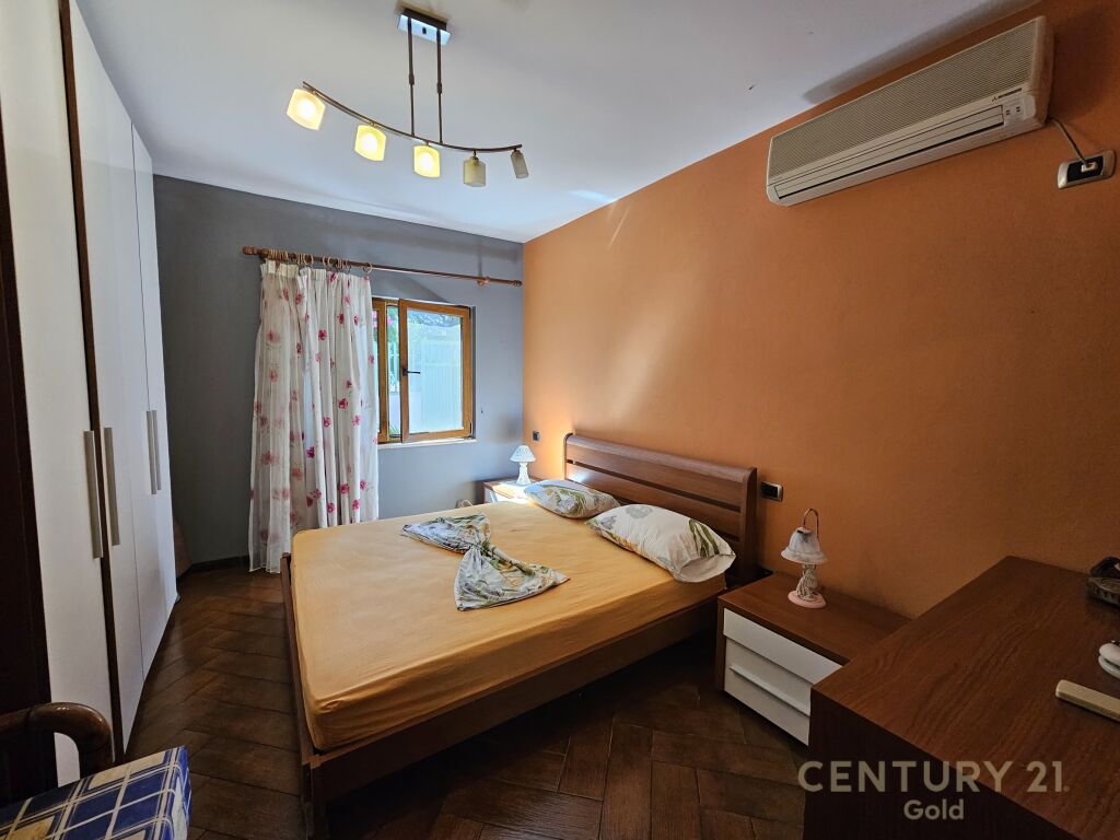 VILLA FOR SALE IN QERRET!