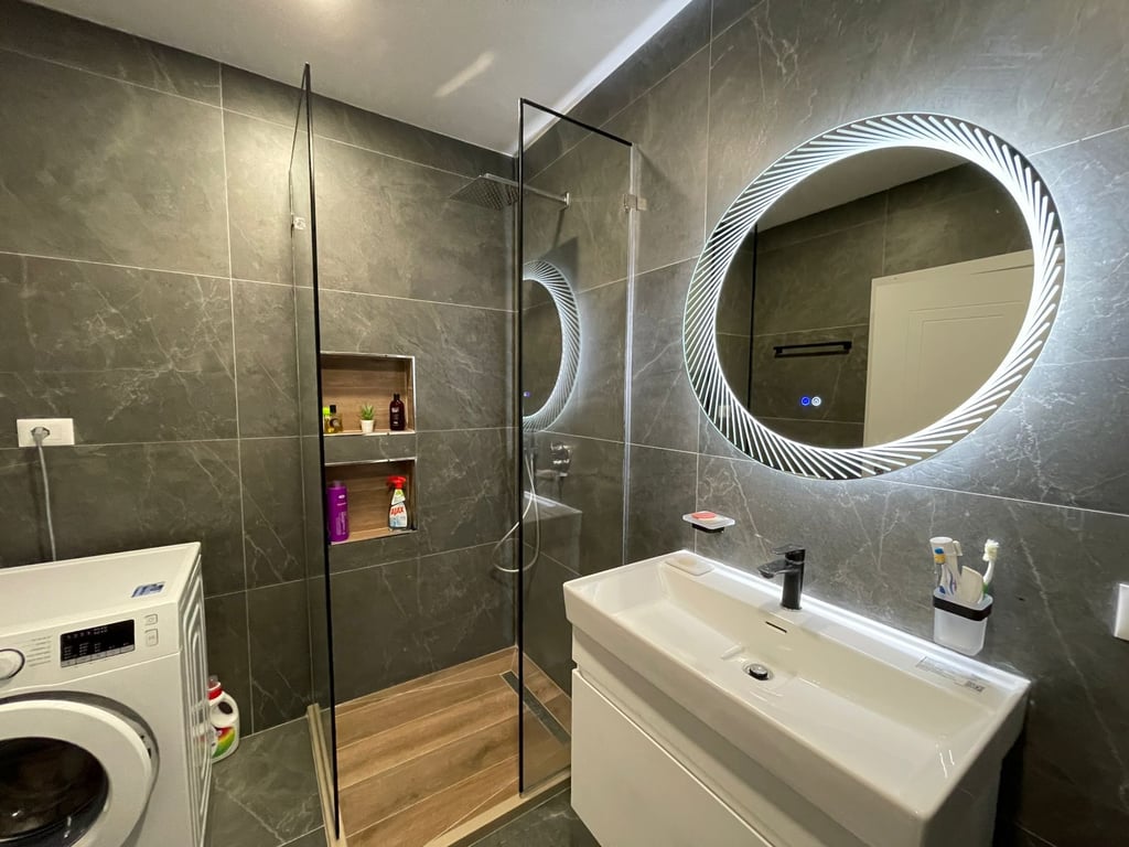 Super Apartament 2+1 me qira tek Zogu i Zi!