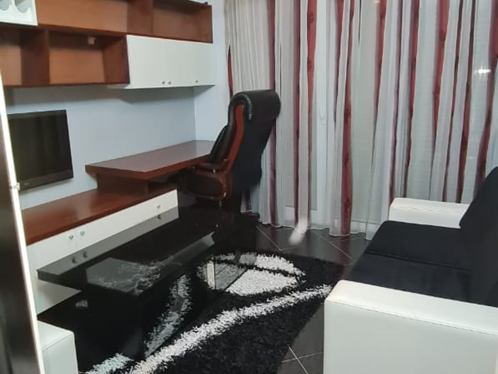 📌Jepet me Qira Apartament 3+1 – Bulevardi i Ri