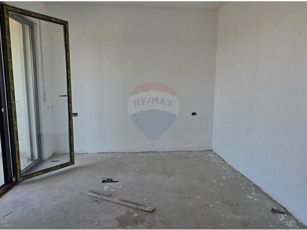 Vendesi appartamento 1+1, Bulevardi i Ri