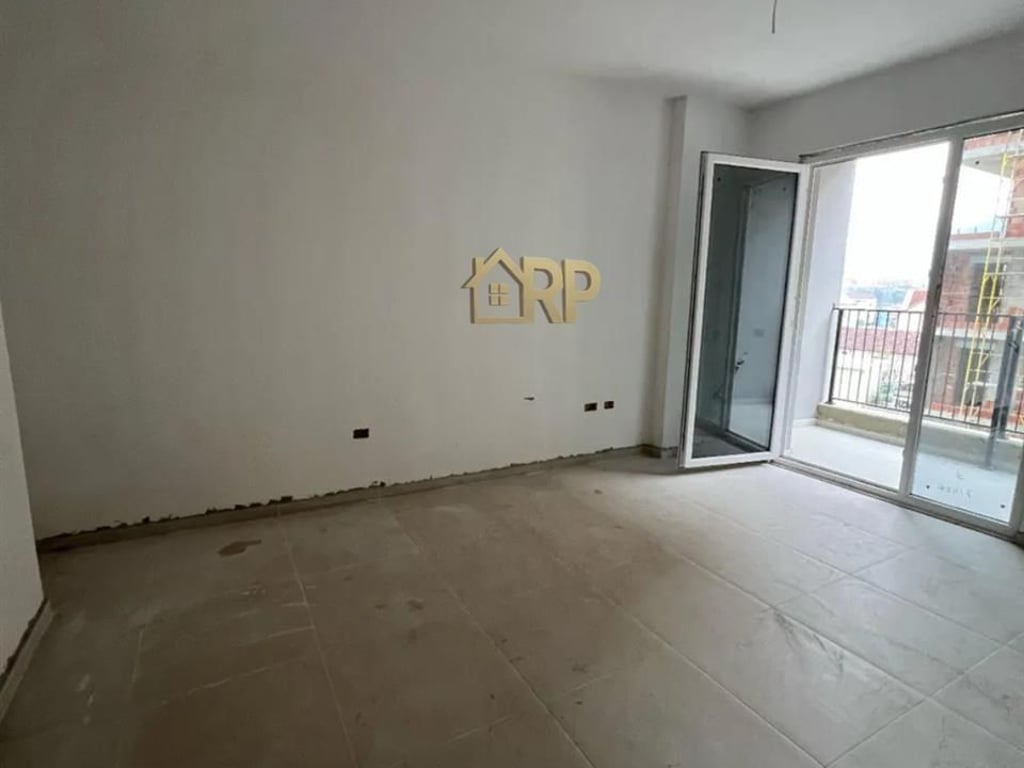 SHITET APARTAMENT 2+1 UNIVERS CITY, TIRANË *94 m²