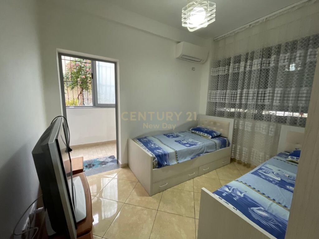 JEPET ME QIRA APARTAMENT 2+1 TEK SHKEMBI I KAVAJES!