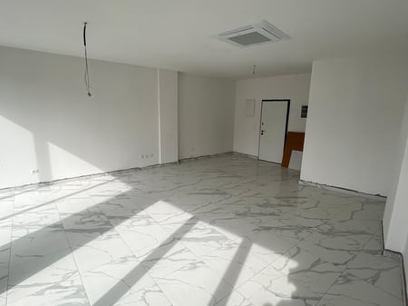 A business space is available for rent at Lake View.