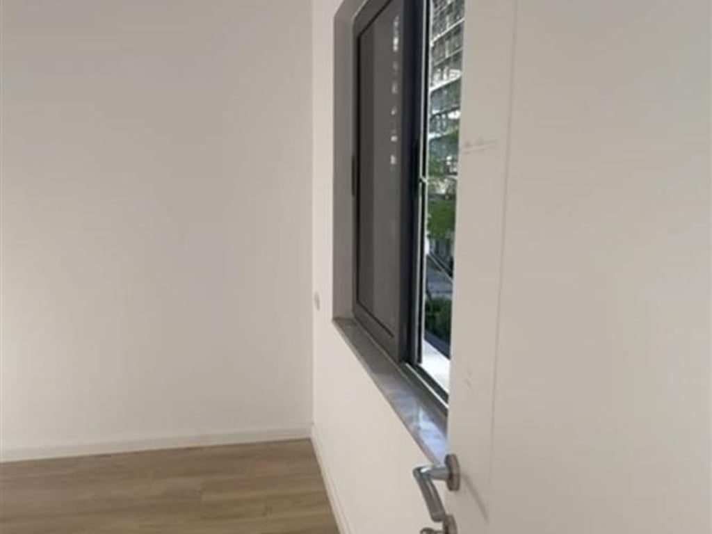 Jepet me qera ambient 60m2 prane Delijorgjit