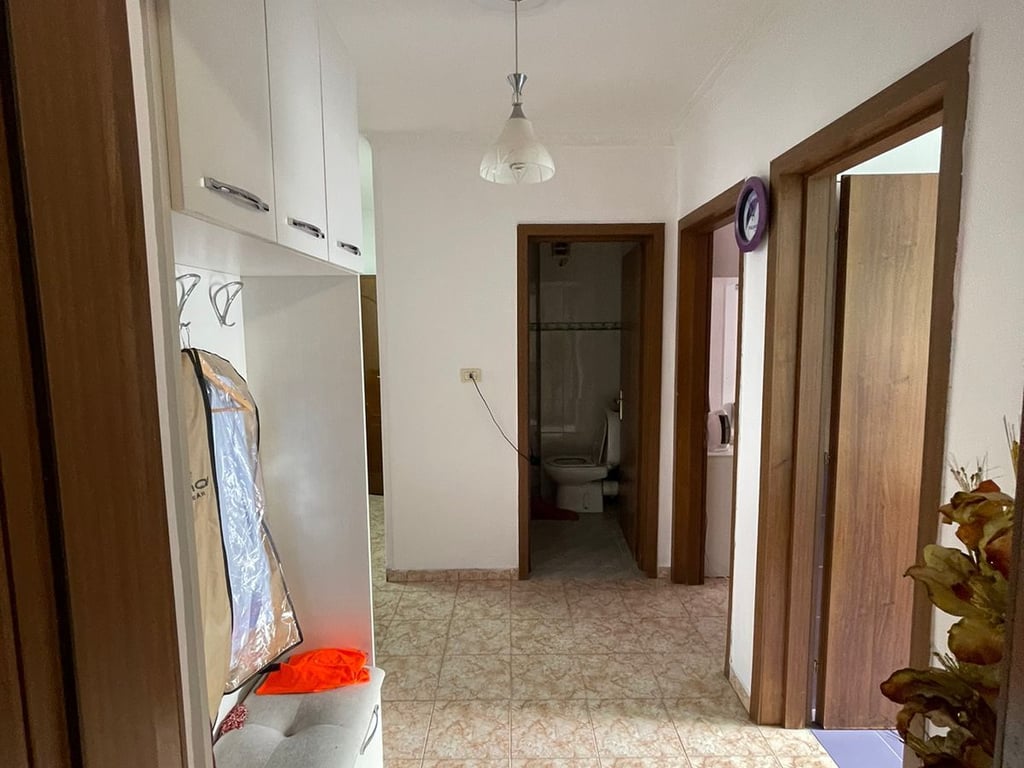 FOR RENT 2+1 APARTMENT + KITCHEN + 2 BATHROOMS, ARROW BUILDING, TIRANA.