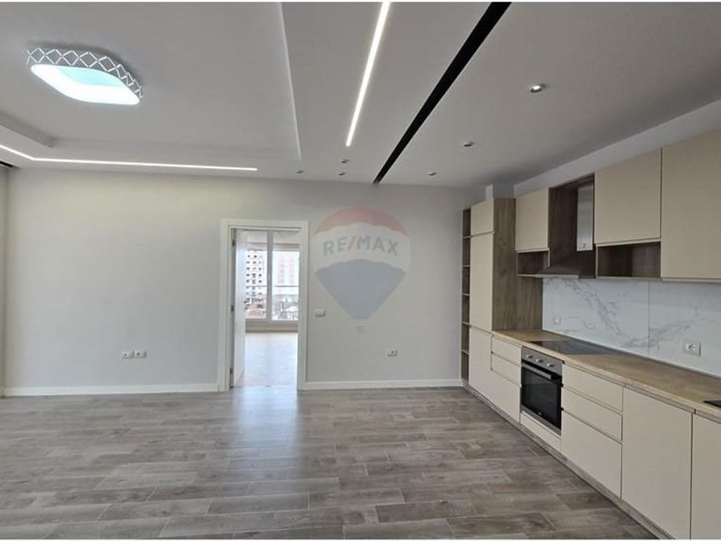 3+1 Apartment with Terrace for sale in Xhamllik!