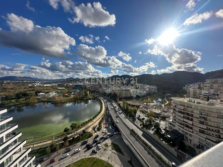 🌟 APARTAMENT LUKSOZ ME PAMJE MAHNITËSE NGA LIQENI NË "LAKE VIEW" RESIDENCE! 🏞 | LUXURY APARTMENT WITH BREATHTAKING LAKE VIEW IN "LAKE VIEW" RESIDENCE!