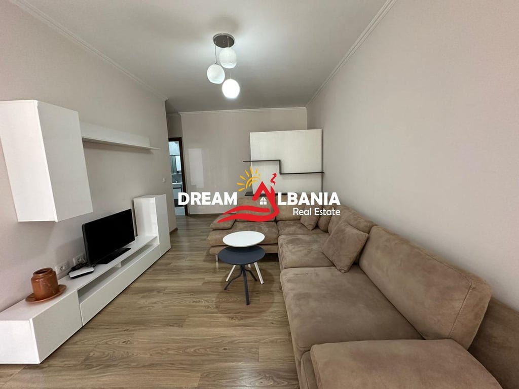 Affittasi appartamento 2+1+2 presso il Lago Asciutto, vicino a Mir Zotit (ID 42215228)