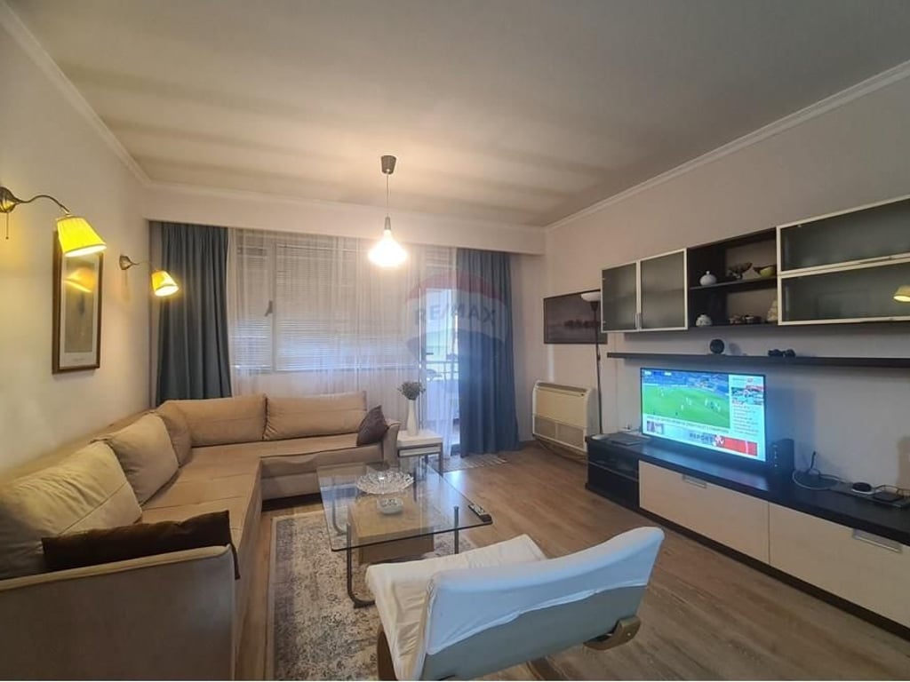 Apartament 2+1 me qira ne Bllok