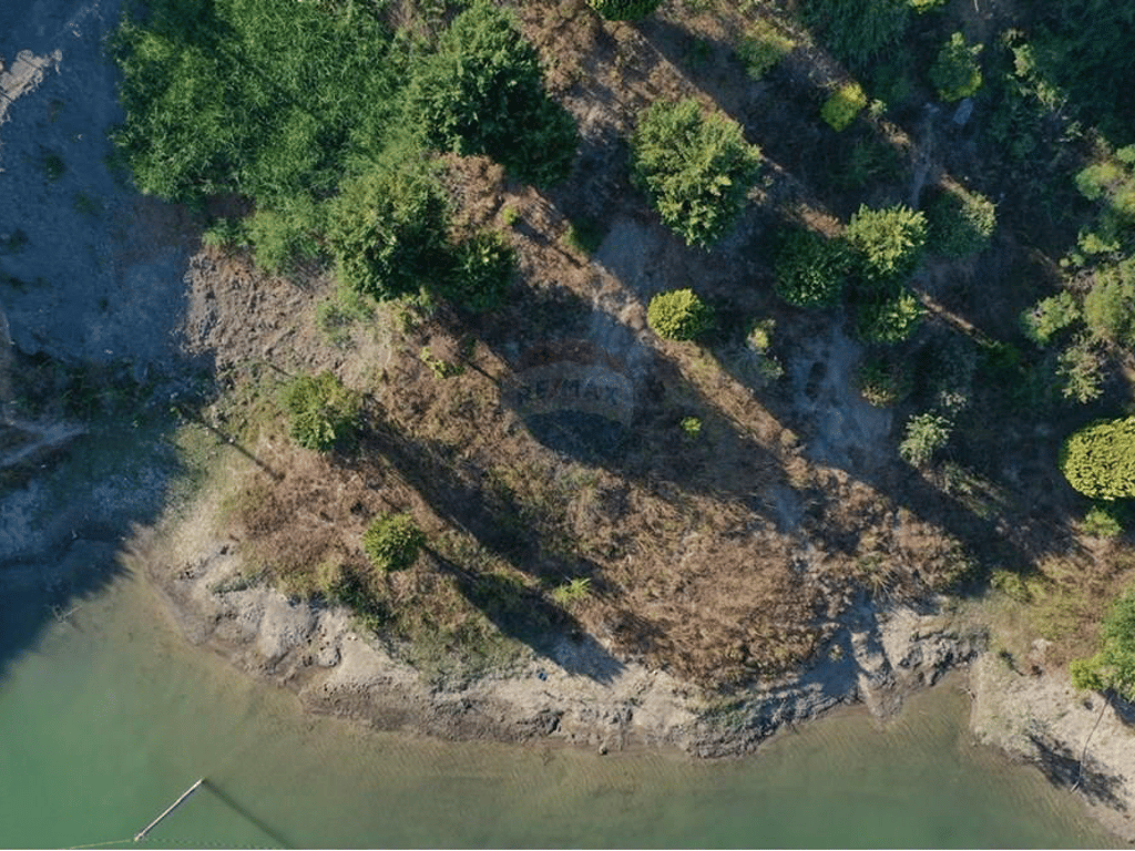 Terreno in vendita presso il Lago di Berxulli!