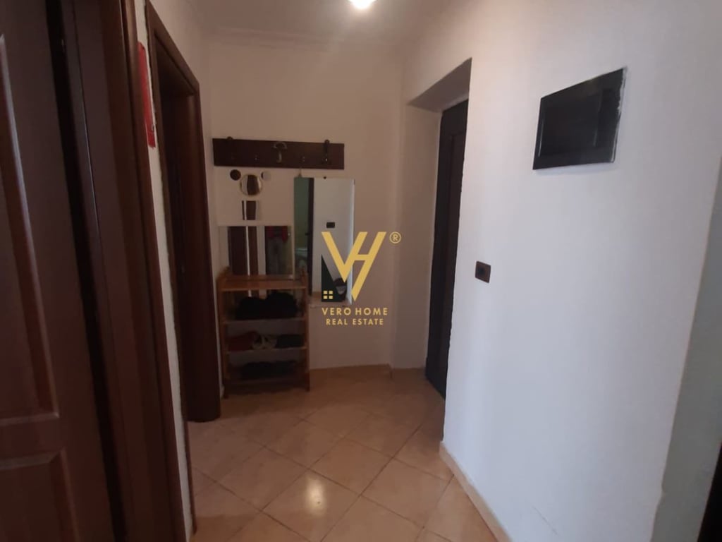 JEPET APARTAMENT 2+1 ME QERA TE OXHAKU 500 EURO