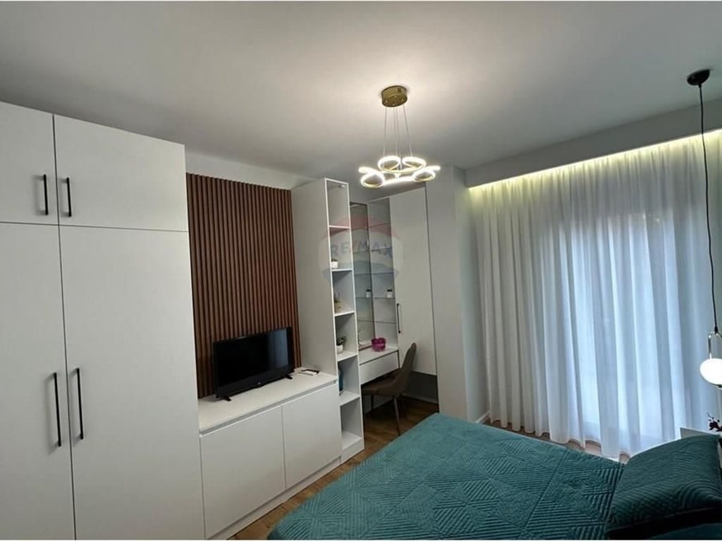 *Appartamento 1+1 arredato in vendita - Via Qemal Stafa*
