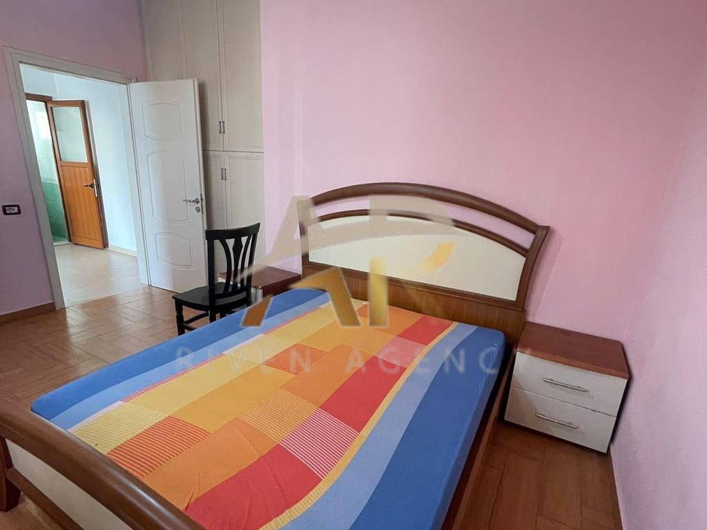 Appartamento 2+1+2 in Affitto vicino all'Hotel Meridian alla Stazione Ferroviaria