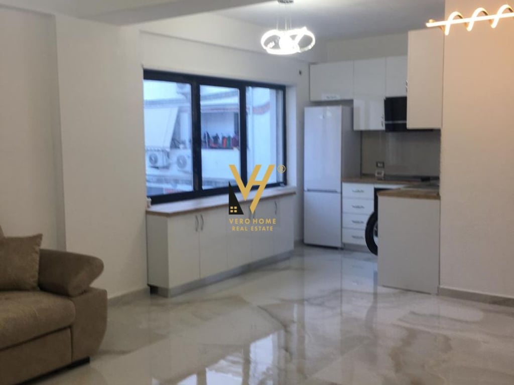 JEPET APARTAMENT 1+1 ME QERA TEK KODRA E DIELLIT 2 450 EURO