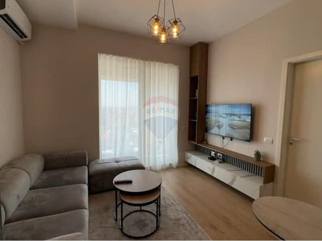 1+1 Apartment Train Station