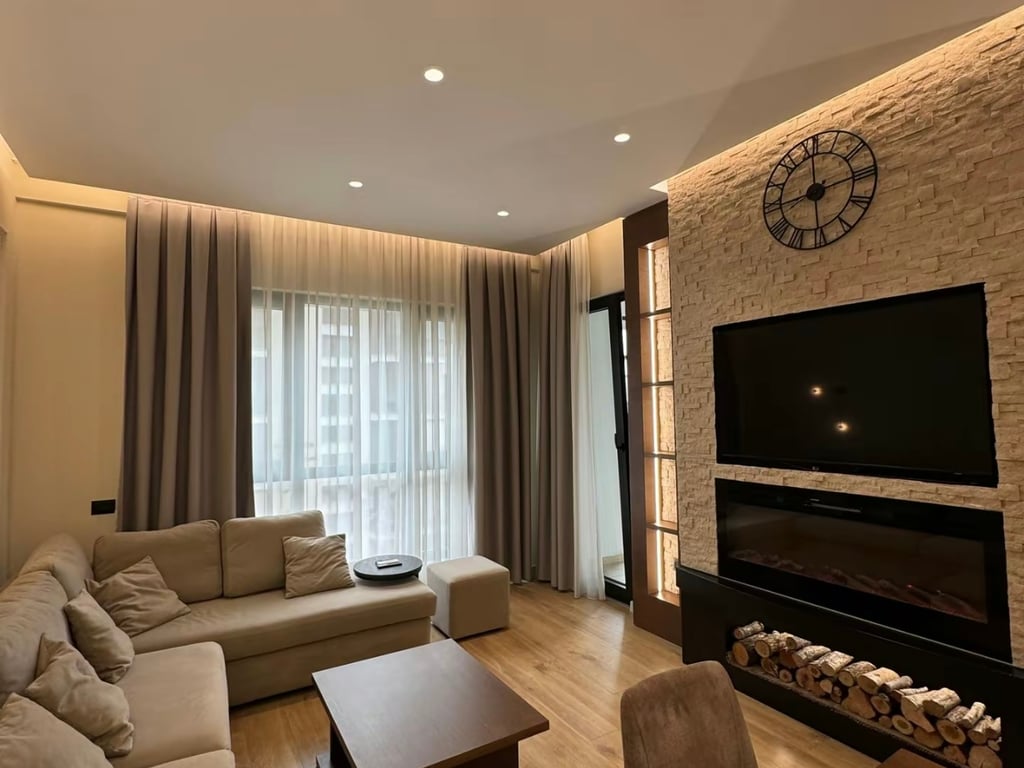 SUPER APARTMENT FOR RENT - SQUARE21