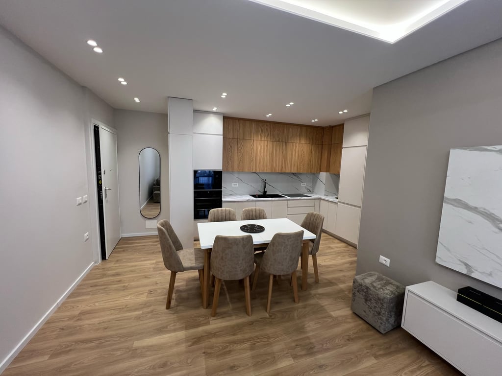 AFFITTASI APPARTAMENTO 2+1, Vicino a Deliorgjit